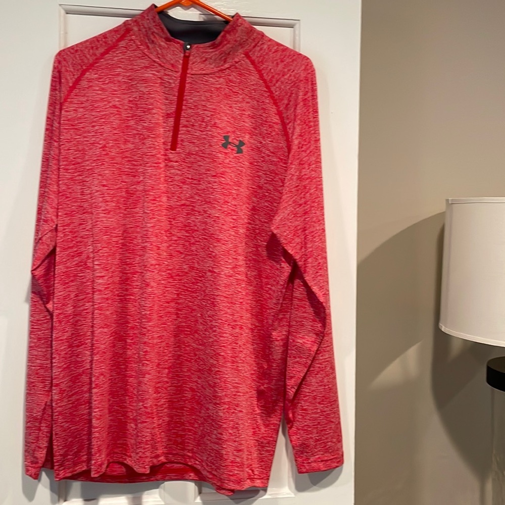 Men’s Underarmour quarter zip